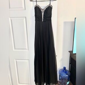 Elegant Black Evening Gown